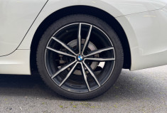 BMW Série 3 320iA 184ch M Sport / Pack ambiance / sièges chauffant / Carplay