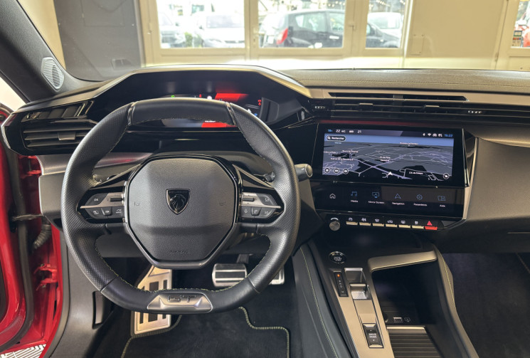 Peugeot 308 1.2 PURETECH EAT8 130 GT / SUIVI COMPLET PEUGEOT 