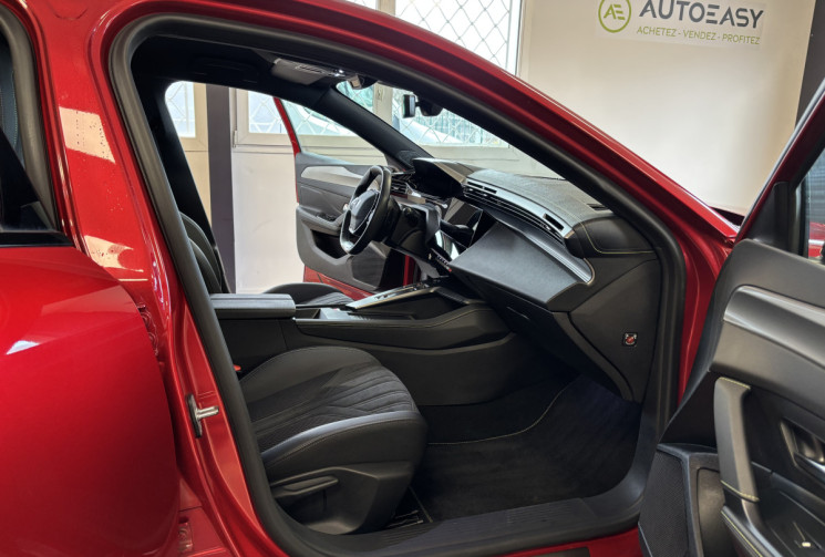 Peugeot 308 1.2 PURETECH EAT8 130 GT / SUIVI COMPLET PEUGEOT 