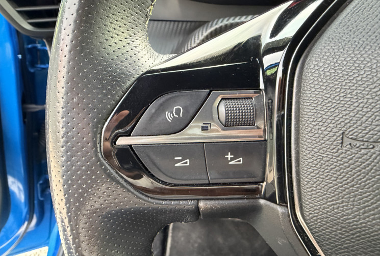 Peugeot 208 1.5 BLUE HDI 100 GT LINE