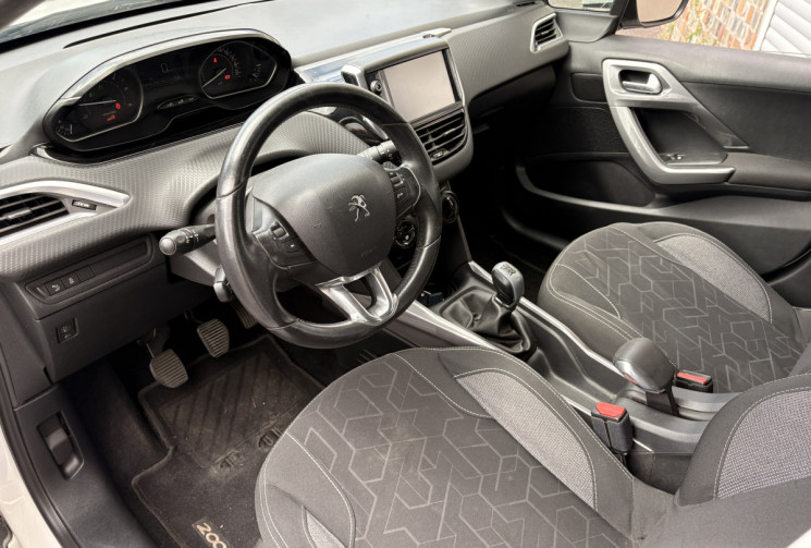 Peugeot 2008 1.6 BlueHDi 100cv ALLURE