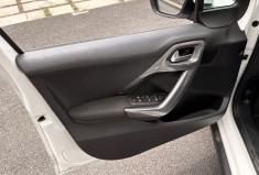 Peugeot 2008 1.6 BlueHDi 100cv ALLURE