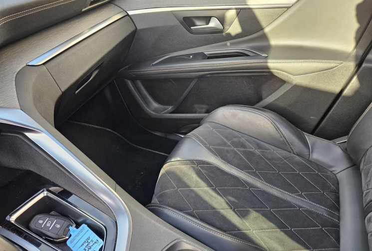 Peugeot 5008 II 2.0 HDI 180 EAT6 GT 7 PLACES