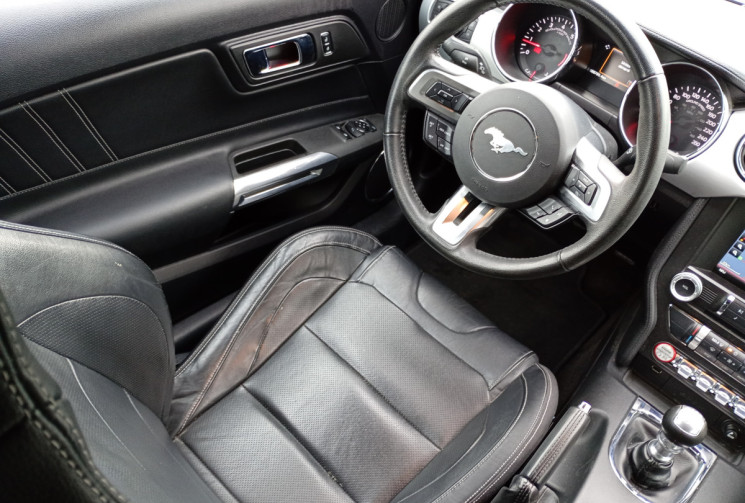 Ford MUSTANG  2.3 EcoBoost 317 ch