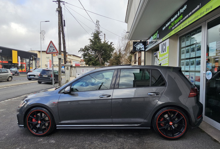 Volkswagen Golf 2.0 TSI 245 ch GTI Performance DSG7 Cuir Toit ouvrant ACC DCC DYNAUDIO