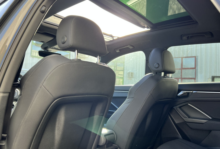 Audi Q3 45 TFSI e 245ch S line S tronic * Matrix * Toit Ouvrant * Sièges Chauffants