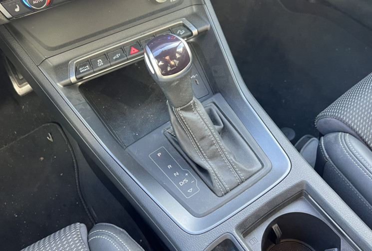 Audi Q3 45 TFSI e 245ch S line S tronic * Matrix * Toit Ouvrant * Sièges Chauffants