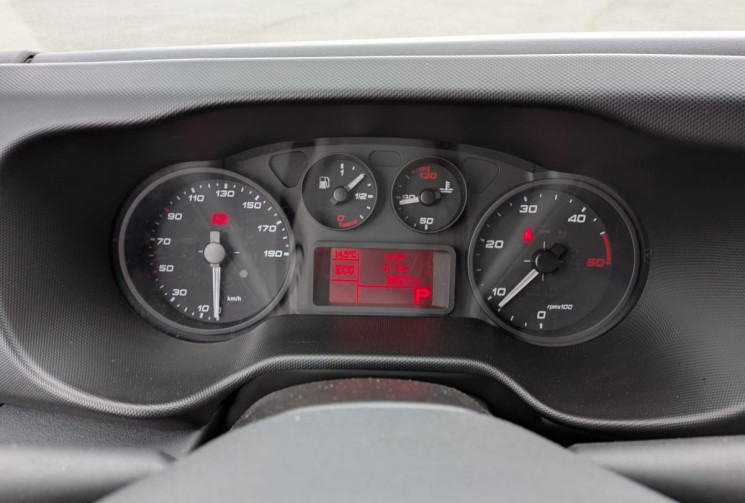 Iveco Daily 3.0 GNV 136 L4H3 / 1ERE MAIN  / GARANTIE CONSTRUCTEUR / 