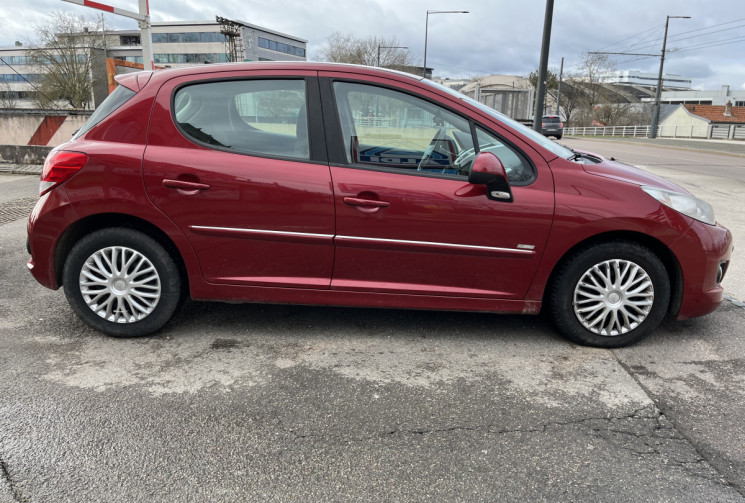 Peugeot 207 Peugeot 207 1.6 HDi 90 ch