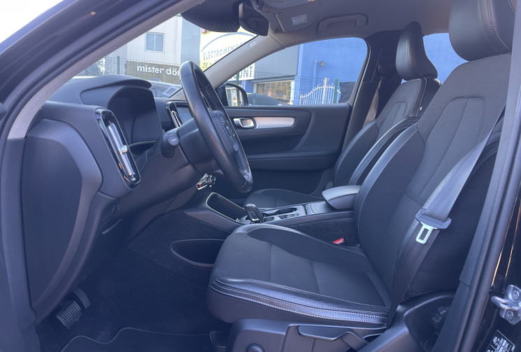Volvo XC40 D3 150 Ch MOMENTUM GEARTRONIC 8 * CARPLAY * GPS * CAMERA DE RECUL