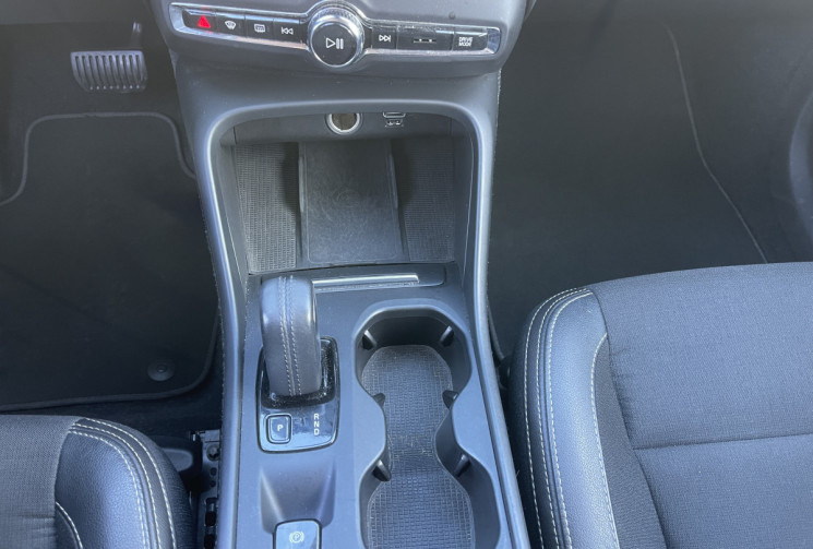 Volvo XC40 D3 150 Ch MOMENTUM GEARTRONIC 8 * CARPLAY * GPS * CAMERA DE RECUL