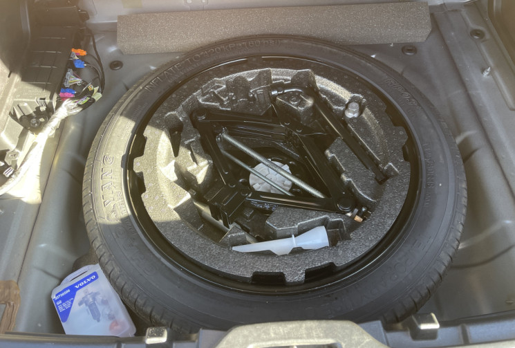 Volvo XC40 D3 150 Ch MOMENTUM GEARTRONIC 8 * CARPLAY * GPS * CAMERA DE RECUL