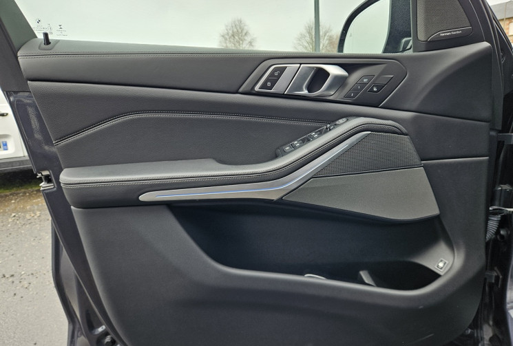 BMW X5 (G05) 45E XDRIVE 3.0 394 M SPORT TO HK JA 22 SIEGES M FRANCAIS