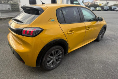 Peugeot 208 II 136 STYLE / CAMERA RECUL / CHARGE RAPIDE / SECONDE MAIN