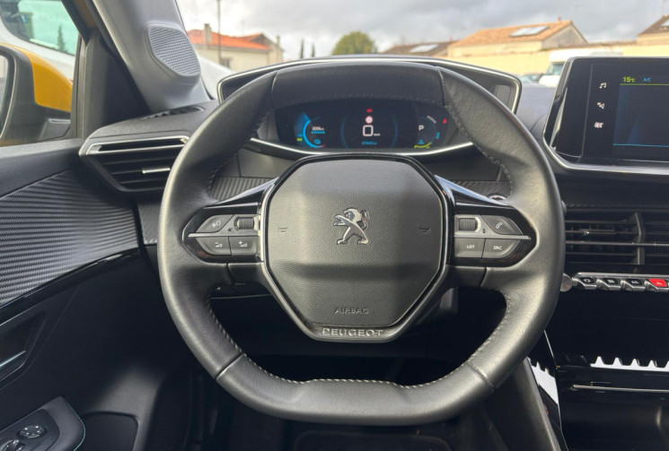 Peugeot 208 II 136 STYLE / CAMERA RECUL / CHARGE RAPIDE / SECONDE MAIN