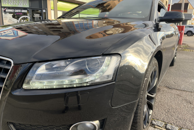 Audi A5 2.0 TFSI AMBITION LUX 180 ch