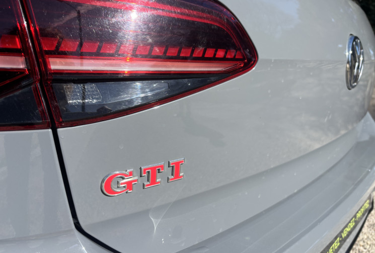 Volkswagen Golf  7 GTI TCR 290cv - DSG7 - PURE GREY -TOIT OUVRANT - VIRTUAL COCKPIT - CARPLAY