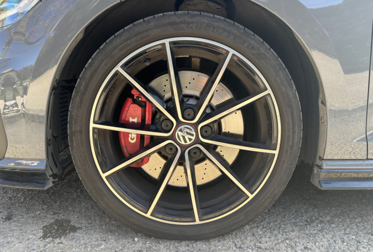 Volkswagen Golf  7 GTI TCR 290cv - DSG7 - PURE GREY -TOIT OUVRANT - VIRTUAL COCKPIT - CARPLAY