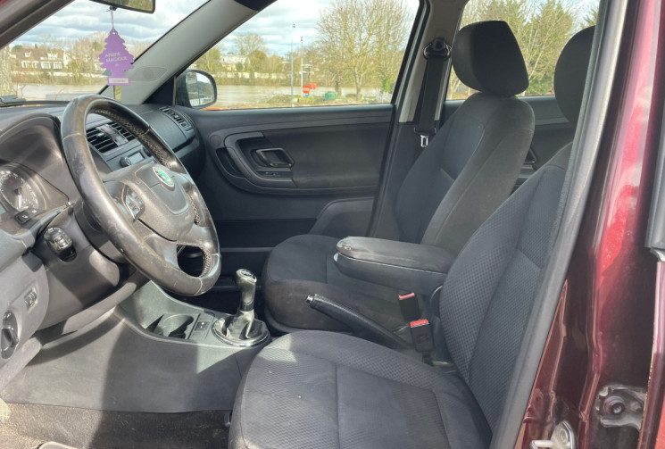 Skoda Fabia  II Phase 2 1.6 TDi FAP 16V 75 CV / IDEAL JEUNE PERMIS