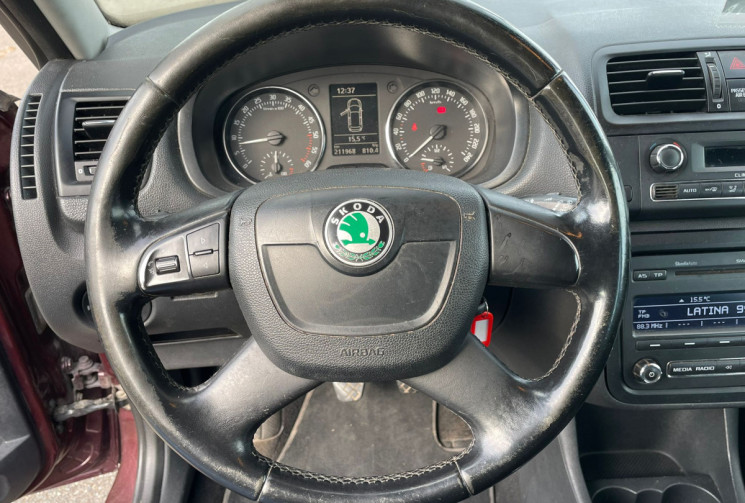 Skoda Fabia  II Phase 2 1.6 TDi FAP 16V 75 CV / IDEAL JEUNE PERMIS