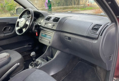 Skoda Fabia  II Phase 2 1.6 TDi FAP 16V 75 CV / IDEAL JEUNE PERMIS