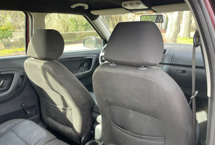 Skoda Fabia  II Phase 2 1.6 TDi FAP 16V 75 CV / IDEAL JEUNE PERMIS