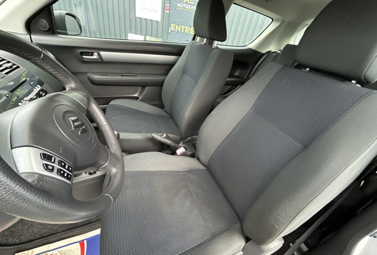 Suzuki Swift 1.3 CONFORT 123000 KMS 