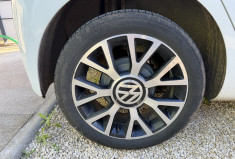 Volkswagen up! STYLE AUTO