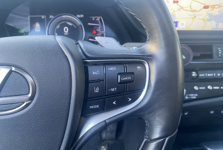 Lexus ES TVA RECUPERABLE VII Phase 2 300h 2.5 VVT-i 218CH Hybrid E-CVT 178CH LUXE