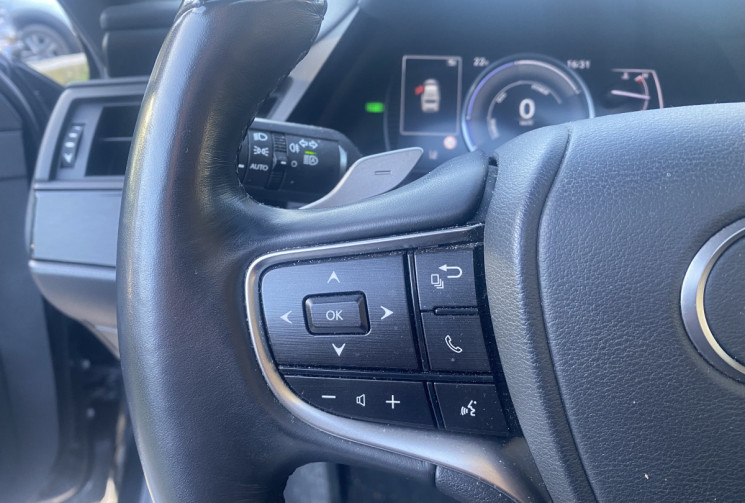 Lexus ES TVA RECUPERABLE VII Phase 2 300h 2.5 VVT-i 218CH Hybrid E-CVT 178CH LUXE