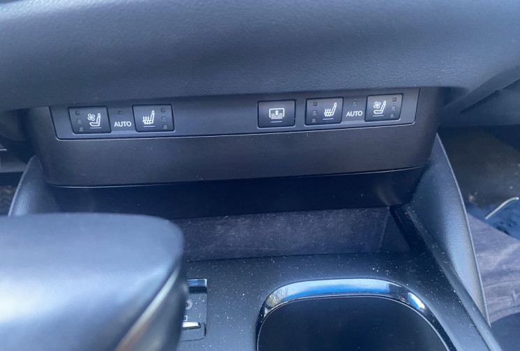 Lexus ES TVA RECUPERABLE VII Phase 2 300h 2.5 VVT-i 218CH Hybrid E-CVT 178CH LUXE