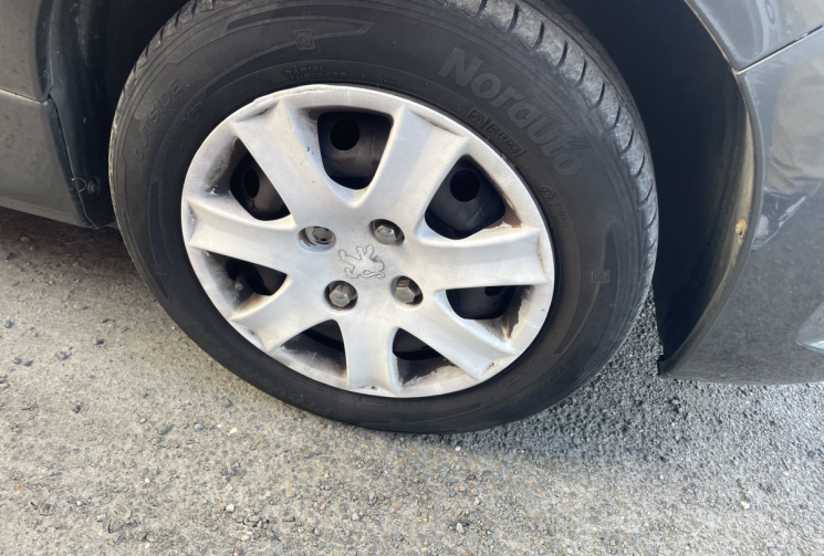 Peugeot 206+ 1.4i Trendy Entretien a jour et suivi*Clim