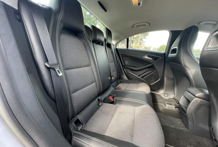 Mercedes CLA 180 CDI / 110 CH / SENSATION
