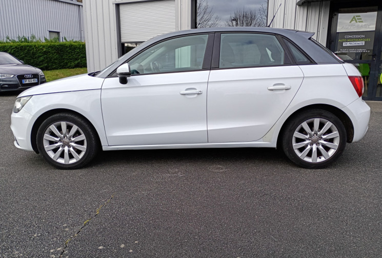 Audi A1 SPORTBACK  1.6 TDI 90 ch Ambition / Distribution OK