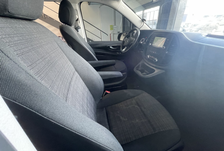 Mercedes Vito MIXTO 119 CDI LONG 190 BVA SELECT 4x4 Attelage Moteur Mercedes 2 portes coulissantes 