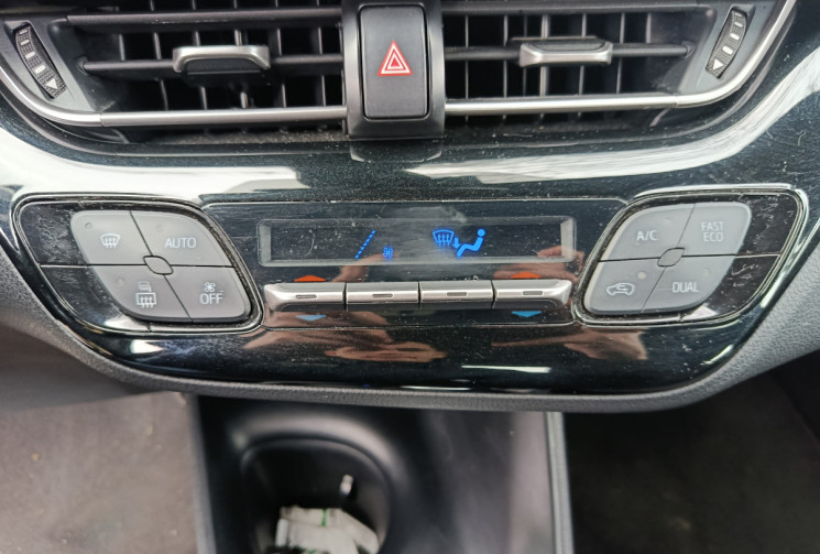 Toyota C-HR I 1.8 VVT-i HSD Hybrid 2WD 122