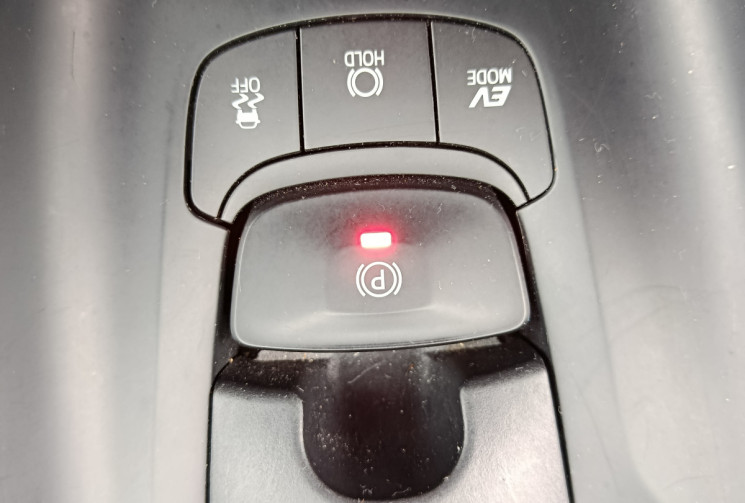 Toyota C-HR I 1.8 VVT-i HSD Hybrid 2WD 122