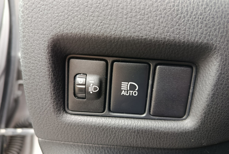 Toyota C-HR I 1.8 VVT-i HSD Hybrid 2WD 122