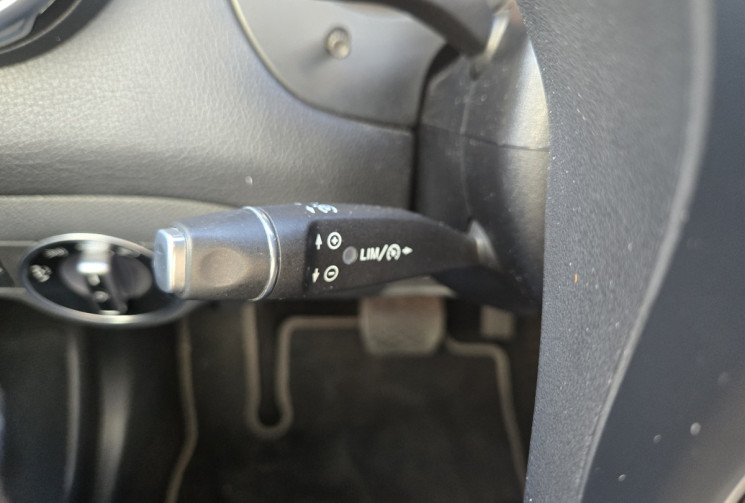 Mercedes GLA 180 122ch Sensation 7G-DC *CARPLAY*HAYON ELECTRIQUE*CAMERA*CLIM AUTO* TBE CARROSSERIE* 