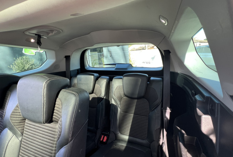 Renault GRAND SCENIC 1.6 dCi 160 EDC Intens 7 Places / Toit Panoramique / Bose / Caméra 
