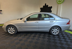 Mercedes Classe C II (W203) 240 V6 Elegance BA