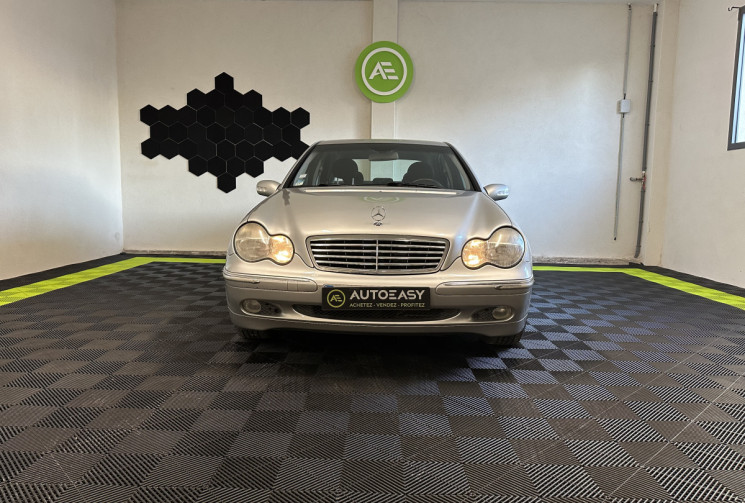 Mercedes Classe C II (W203) 240 V6 Elegance BA