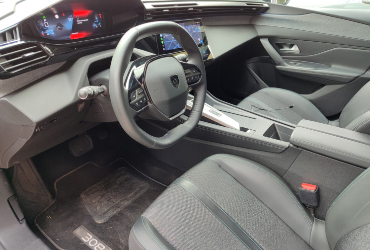 Peugeot 308 1.2 130 EAT8 ALLURE PACK / 1ère Main 