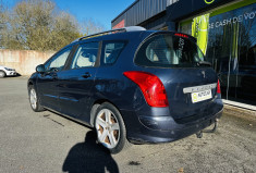 Peugeot 308 SW 2.0 HDI 135ch Féline 7 places / Attelage / Entretien suivi