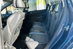 Peugeot 308 SW 2.0 HDI 135ch Féline 7 places / Attelage / Entretien suivi