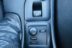 Peugeot 308 SW 2.0 HDI 135ch Féline 7 places / Attelage / Entretien suivi