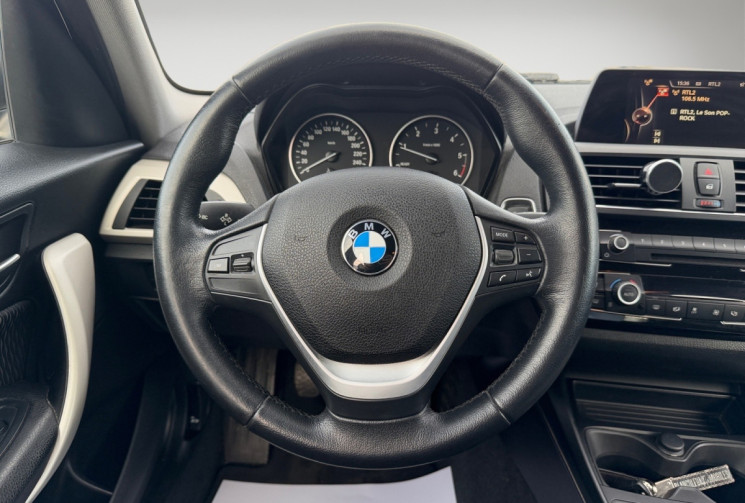 BMW Série 1 118d Business Design / sièges chauffants / Radar AV/AR / GPS