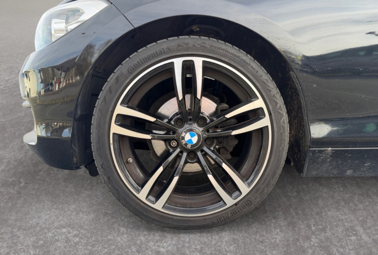 BMW Série 1 118d Business Design / sièges chauffants / Radar AV/AR / GPS