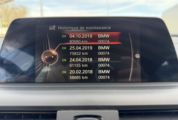 BMW Série 1 118d Business Design / sièges chauffants / Radar AV/AR / GPS