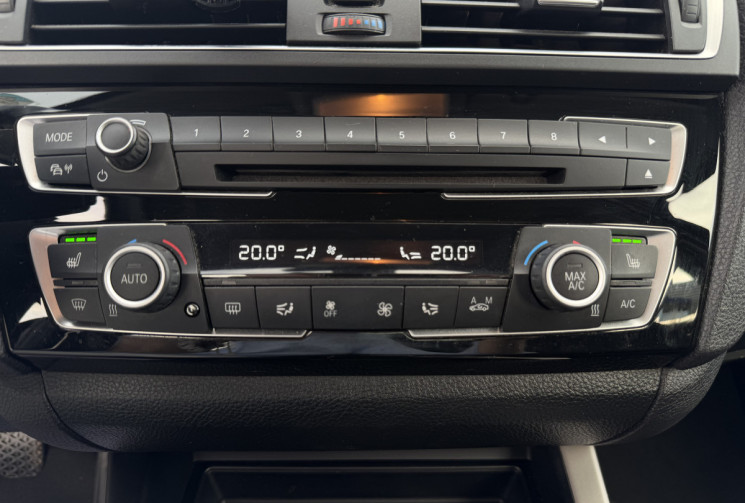 BMW Série 1 118d Business Design / sièges chauffants / Radar AV/AR / GPS